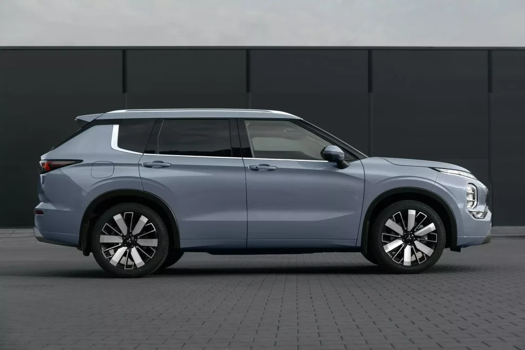 Mitsubishi Outlander модель, яка перевірена часом